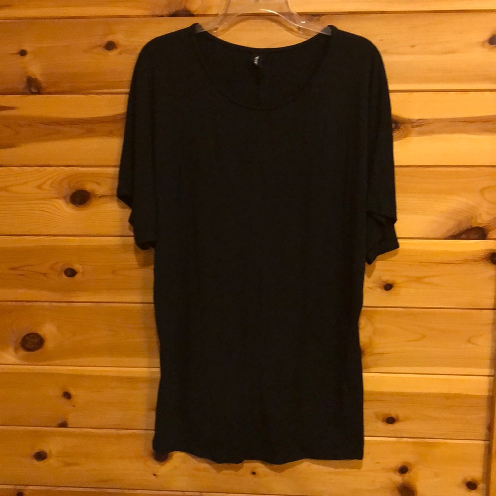 3/15. Agnes & Dora shirt